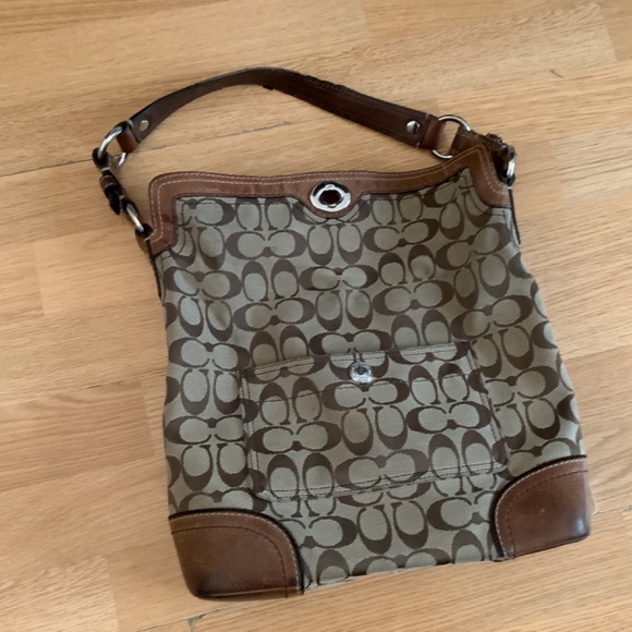 coach handbag - Picture 4 of 4